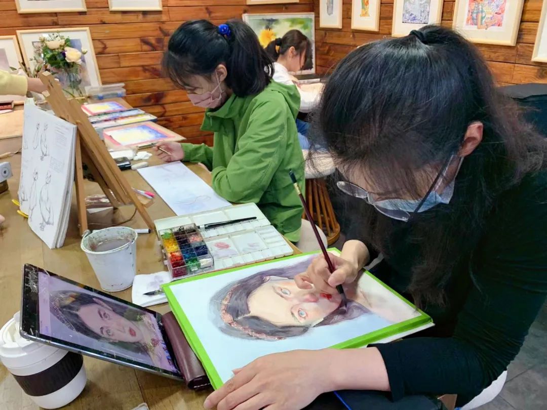 名校美术生的就业前景，深圳中考美术自主招生的独特特点