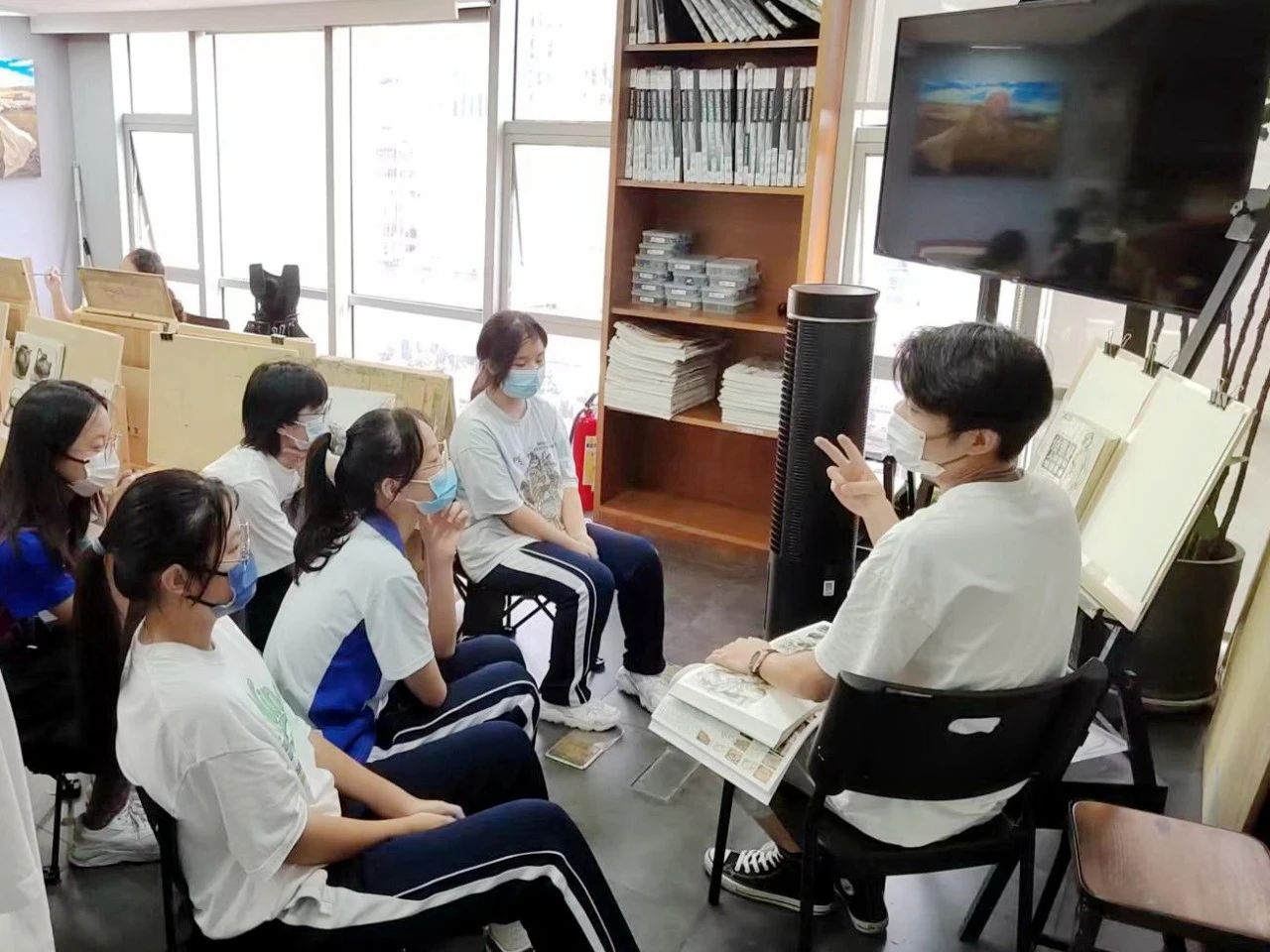 深圳美术培训机构丨全方位教学体系，让孩子成为艺术大师！