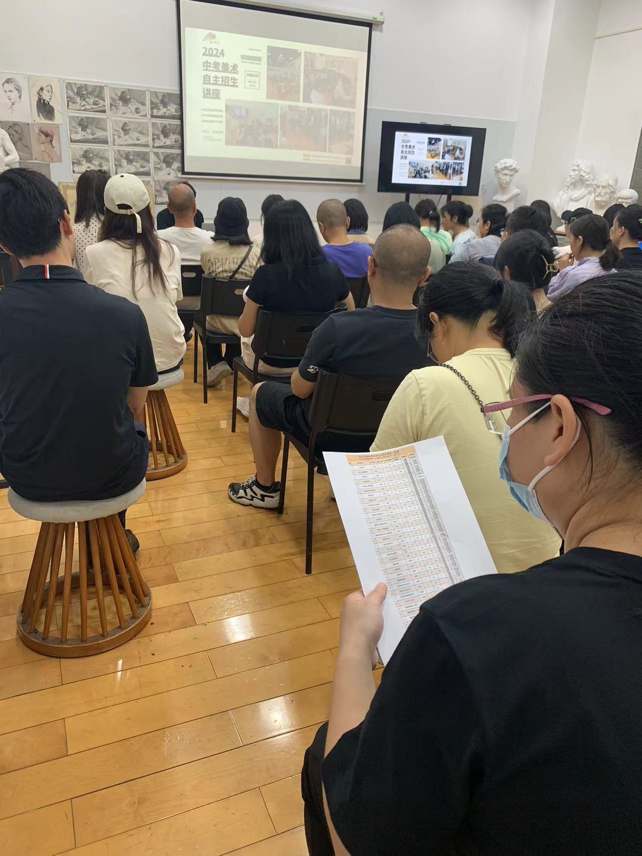 初中孩子学画画好吗?美深画室资深老师支招,这样学既不耽误学习又能出效果! 美术艺考