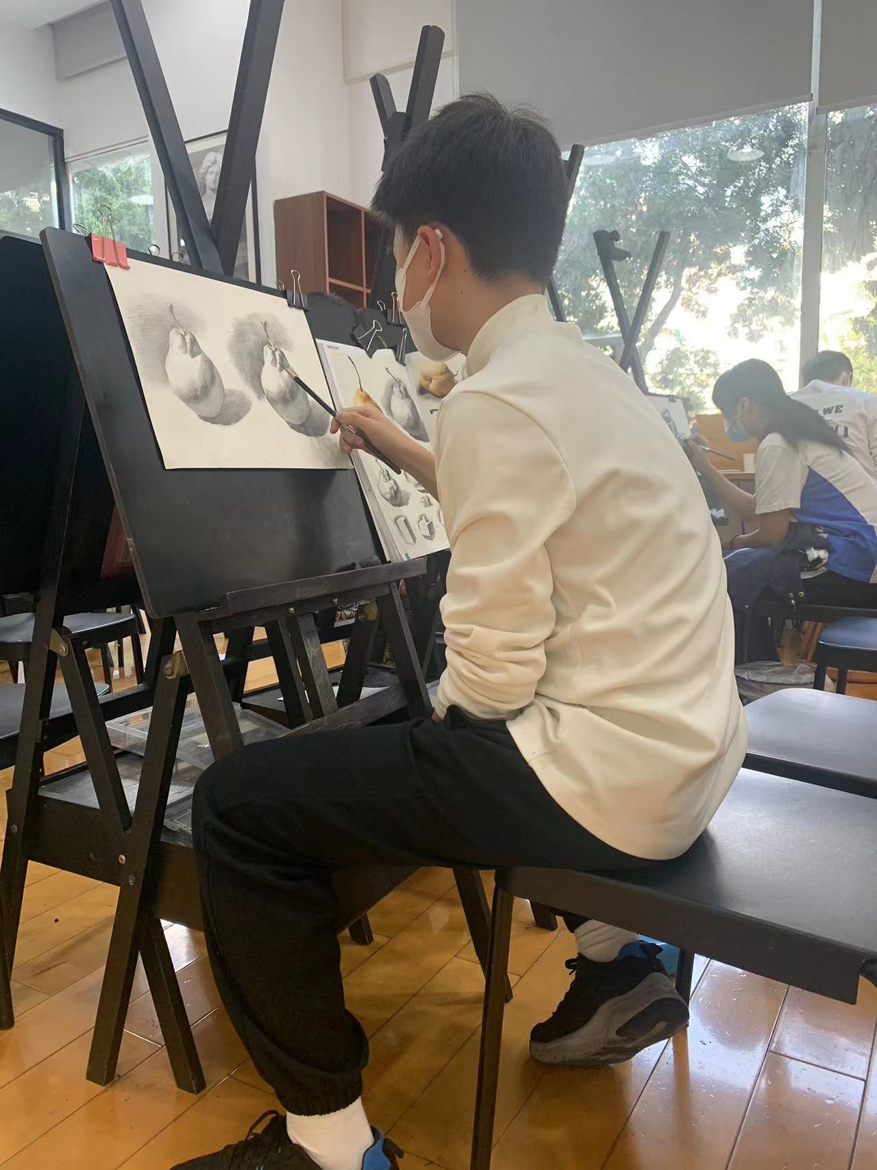 高考学美术:不止兴趣,更是升学赛道的“加分密码” 美术培训的机构