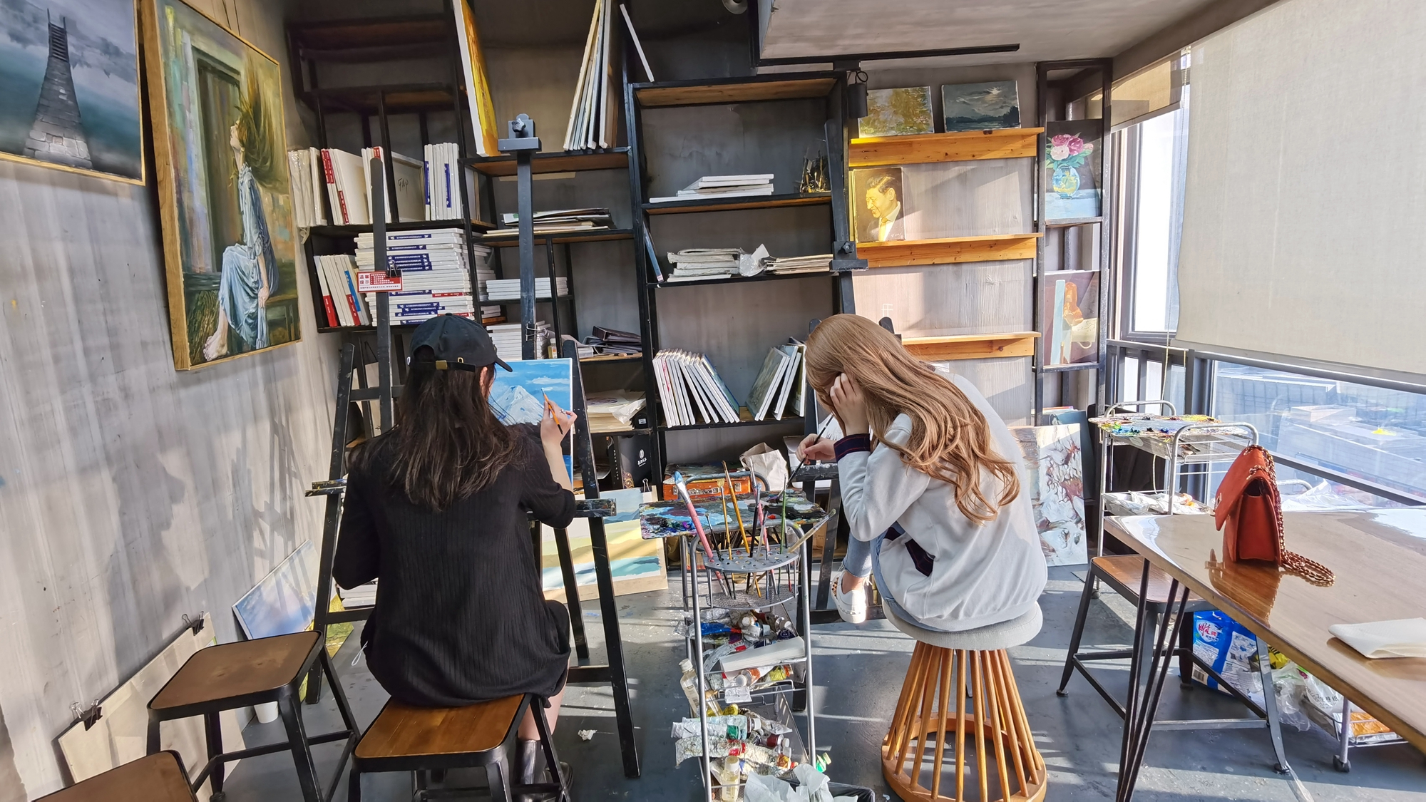 解压又治愈！成人美术课程，用画笔释放日常疲惫