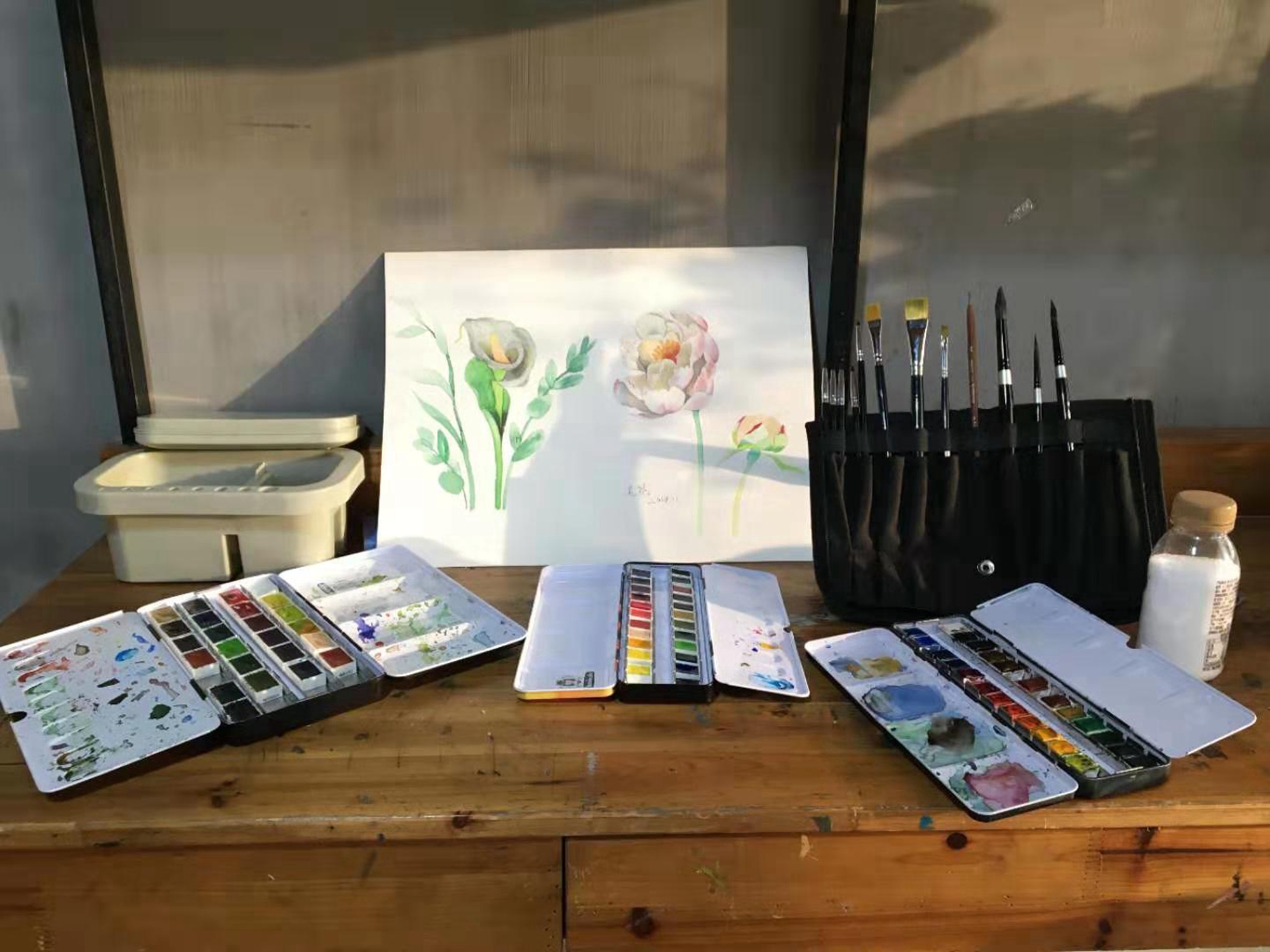 想画身边的人和景？成人自学画画：零基础入门攻略帮你实现