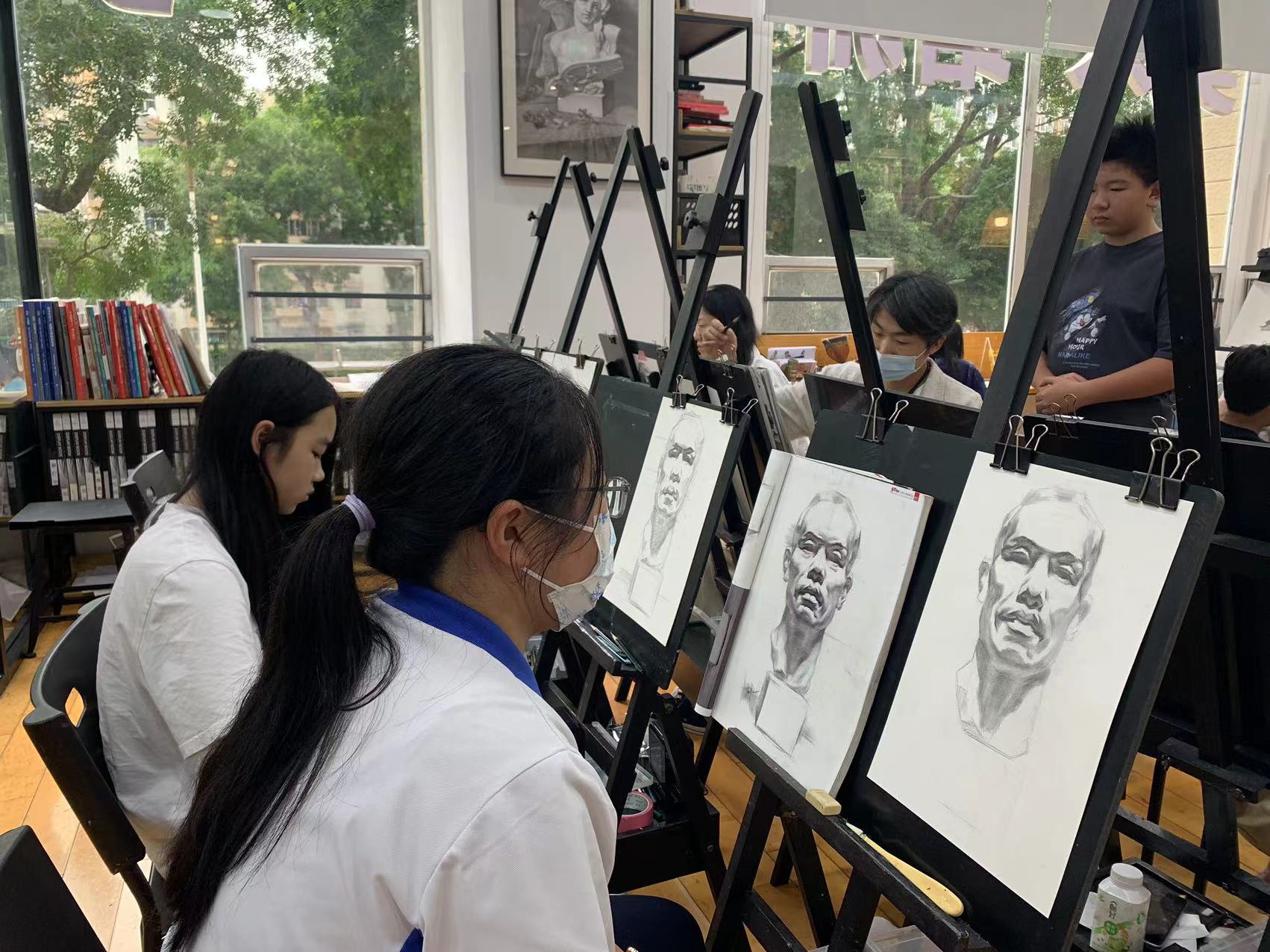 深圳中学生美术培训