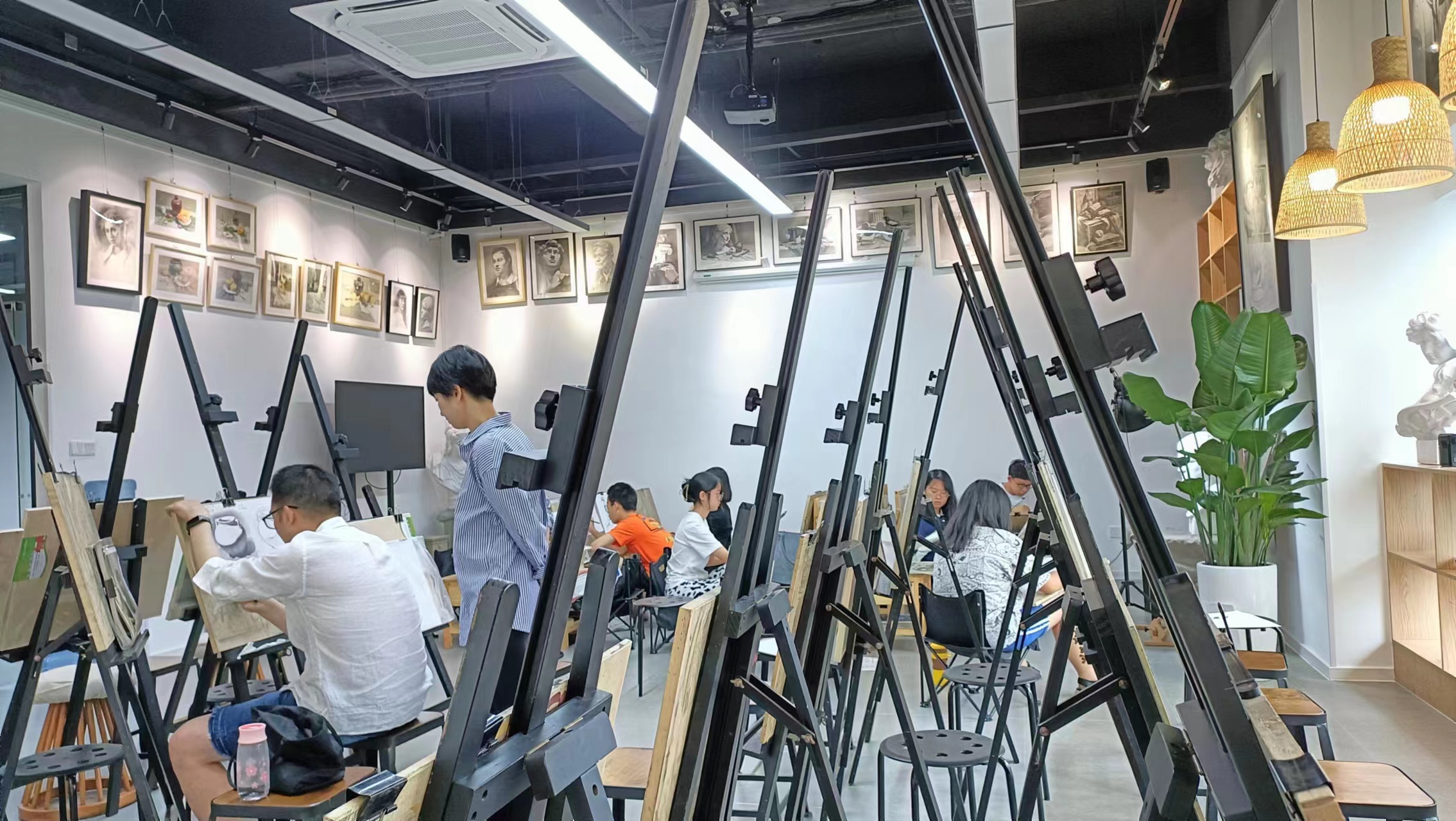 深圳中考画室机构有哪些?2025 热门机构避坑指南 深圳中考画室机构有哪些?