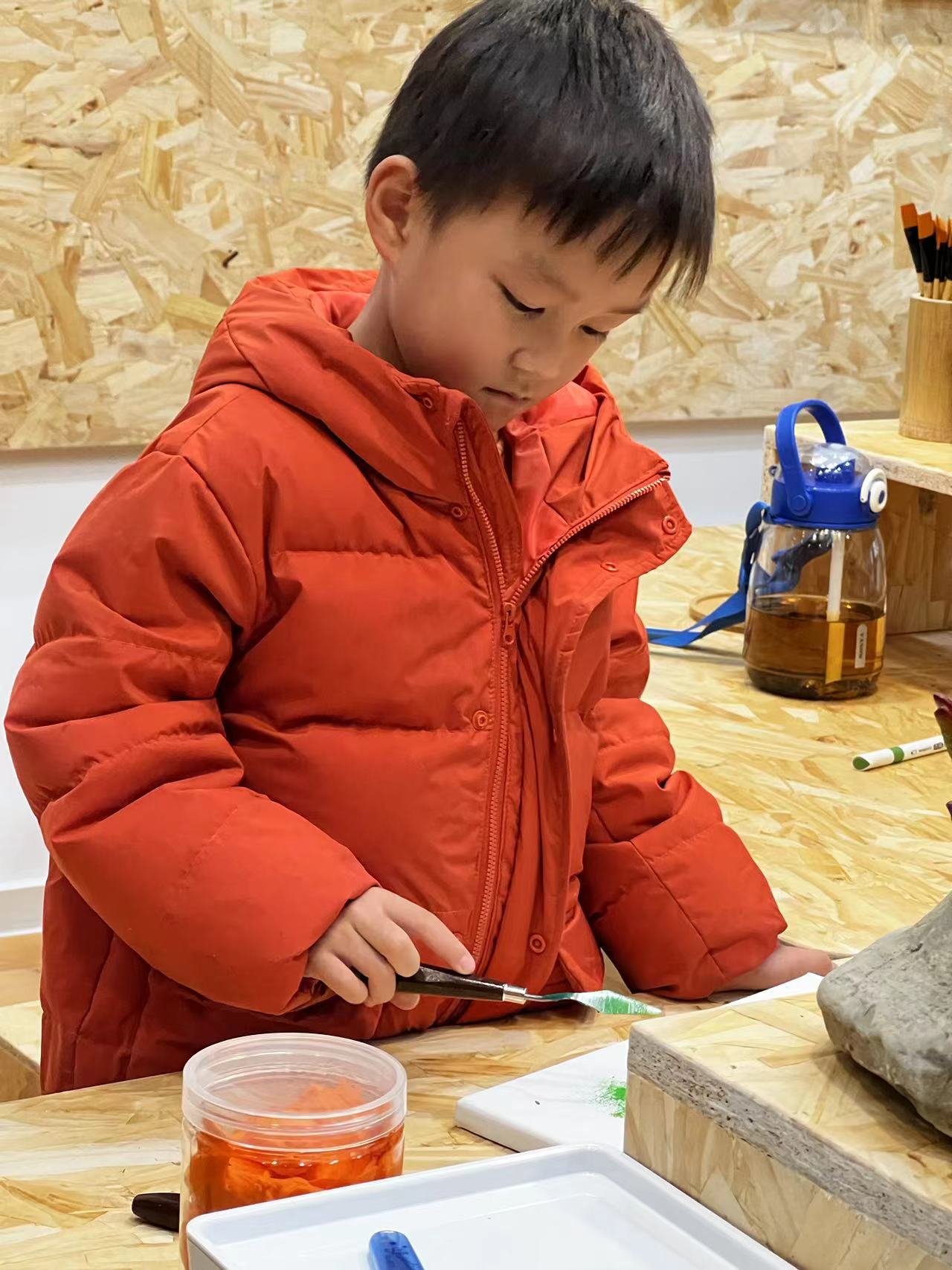 深圳零基础美术培训班推荐:成人兴趣与系统入门全指南 深圳有没有针对零基础的美术基础培训班