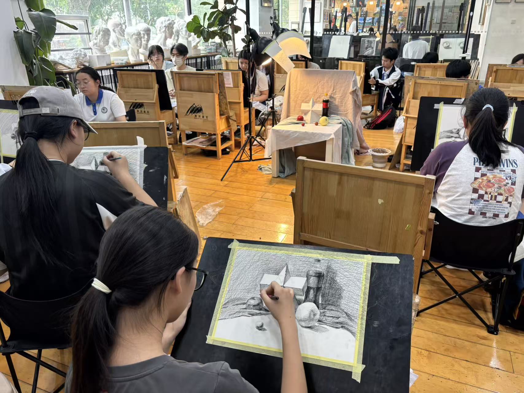 车公庙中考美术画室探校:美深画室如何用14年经验打磨升学竞争力 车公庙中考美术画室