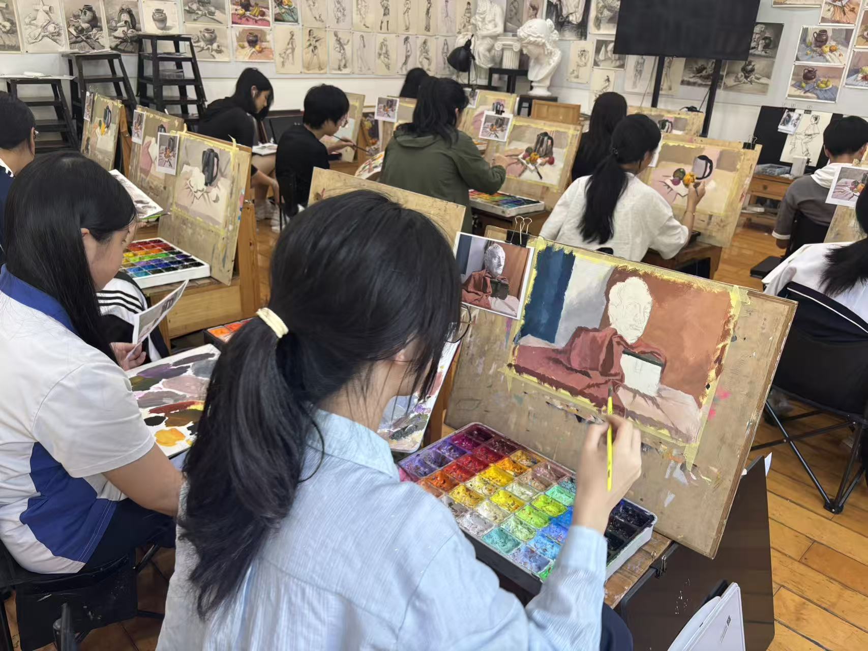 购物公园中考培训画室怎么选?美深画室十四年口碑值得关注 购物公园中考培训画室